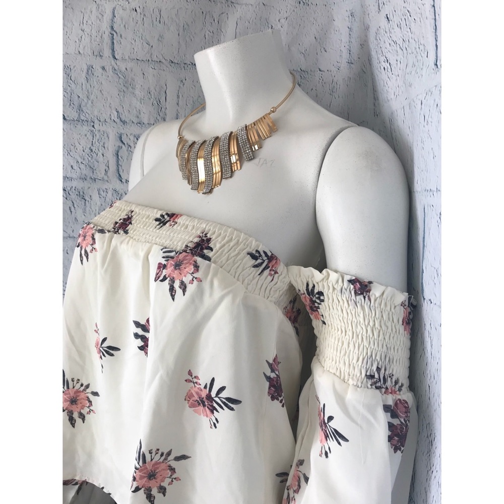 5 ⭐️ Floral Print Off Shoulder Beach Blouse - Picture 5 of 7
